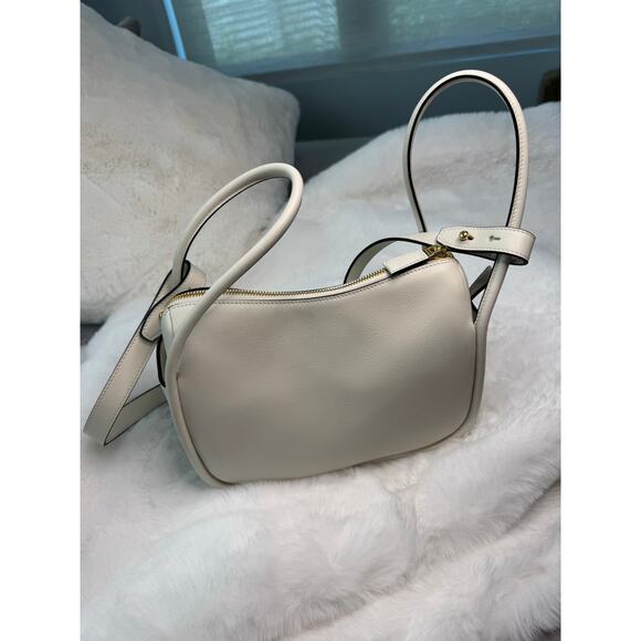 Prada Darling Leather Handbag – White Vitello Leather with Gold Hardware - Picture 5 of 9